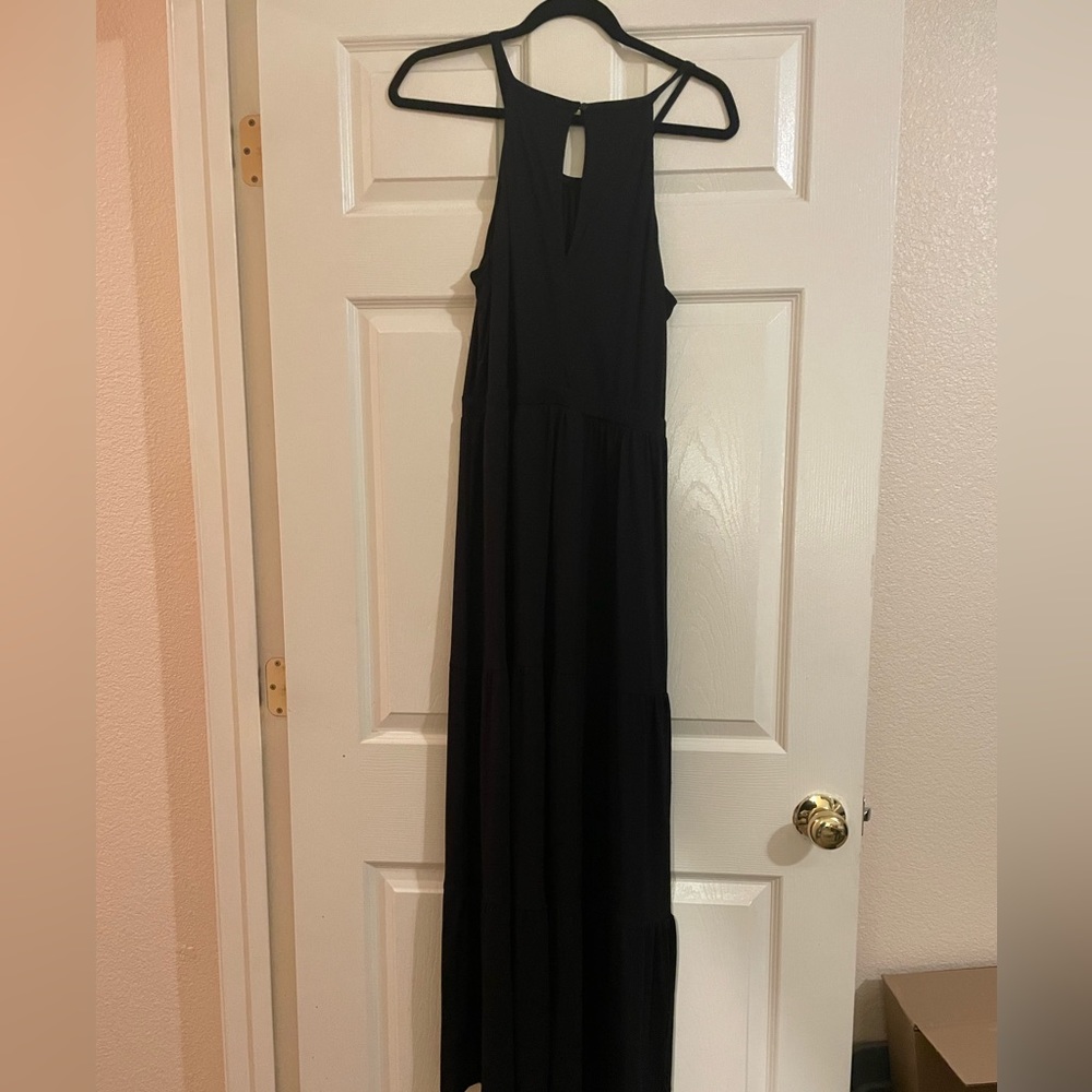 Old navy black tiered maxi dress